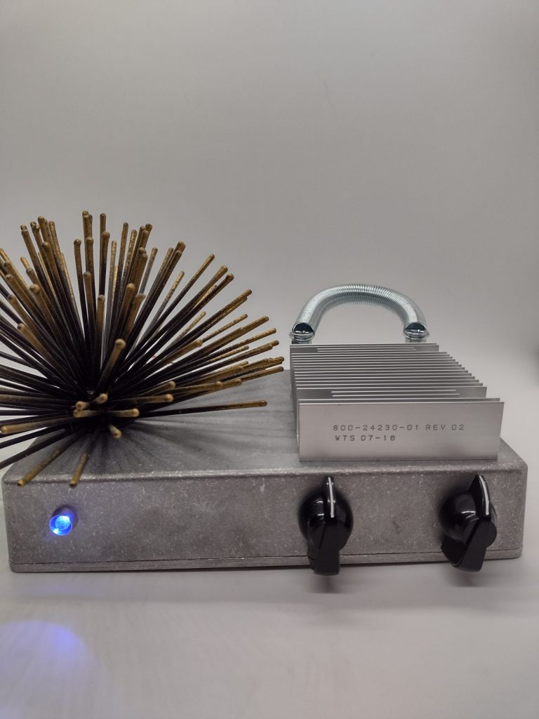 Urchin Guirro Delay Sound Box