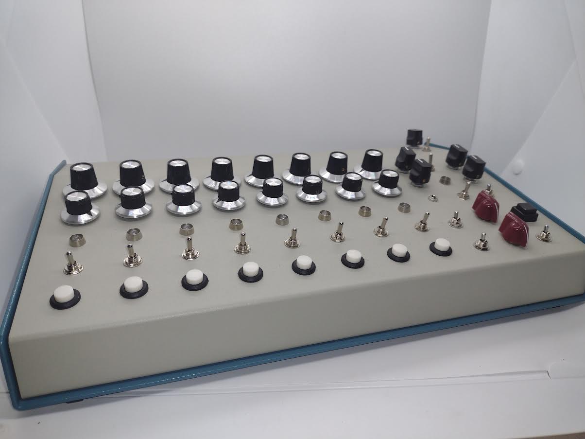 The Step Father - 8 step desktop synth