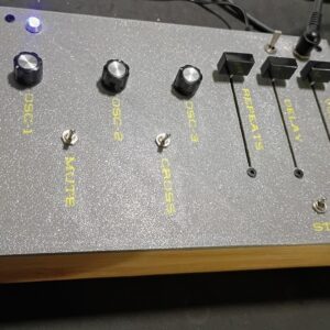 POTAR Tri-Oscillator Synth