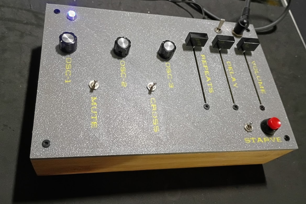 POTAR Tri-Oscillator Synth